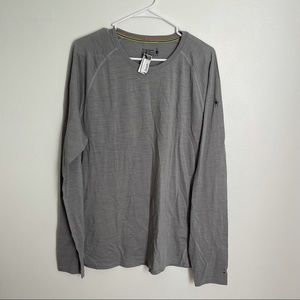 Smartwool merino wool long sleeve base layer sz L